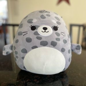 Squishmallows seal
